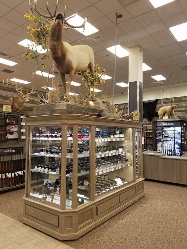 Sporting Goods Store «SCHEELS», reviews and photos, 4400 Sergeant Rd #54, Sioux City, IA 51106, USA