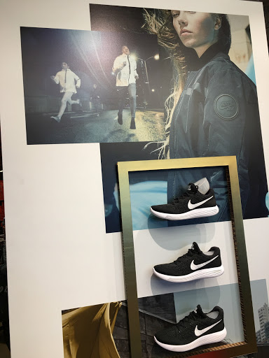 Sporting Goods Store «Nike Factory Store», reviews and photos, 1 Outlet Blvd #600, Wrentham, MA 02093, USA
