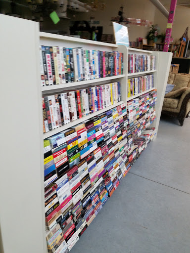 Thrift Store «Out of the Closet - Fort Lauderdale», reviews and photos, 1785 E Sunrise Blvd, Fort Lauderdale, FL 33304, USA