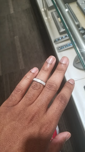 Jeweler «Shane Co.», reviews and photos, 9643 Olive Blvd, Olivette, MO 63132, USA