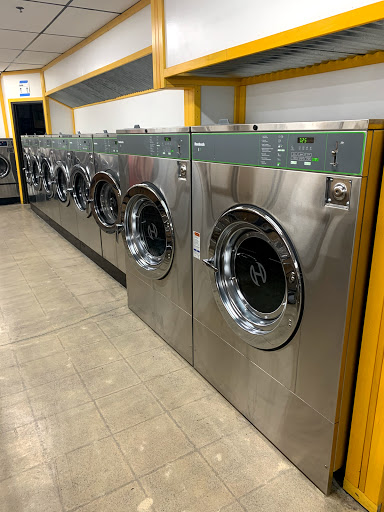 Laundromat «Pine Plaza Laundry», reviews and photos, 16312 Arrow Blvd, Fontana, CA 92335, USA