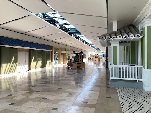 Shopping Mall «Exton Square Mall», reviews and photos, 260 Exton Square Pkwy, Exton, PA 19341, USA