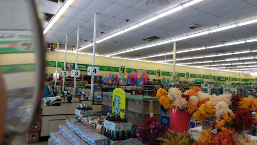 Dollar Store «Dollar Tree», reviews and photos, 1466 N Woodland Blvd, DeLand, FL 32720, USA