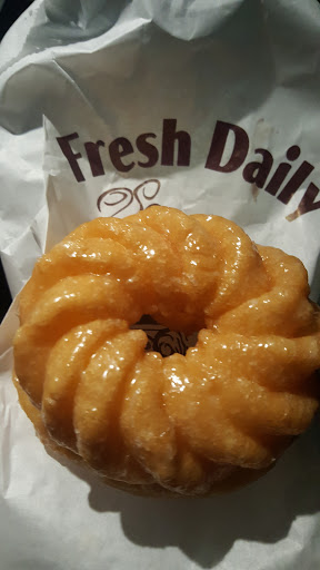 Donut Shop «Royal Donut Shop», reviews and photos, 1090 Burlingame Ave, Burlingame, CA 94010, USA