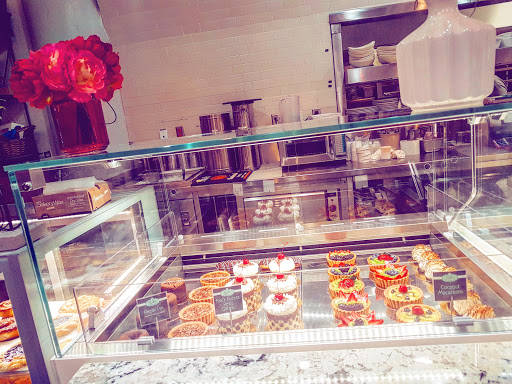 Shopping Mall «Mockingbird Station», reviews and photos, 5307 E Mockingbird Ln, Dallas, TX 75206, USA