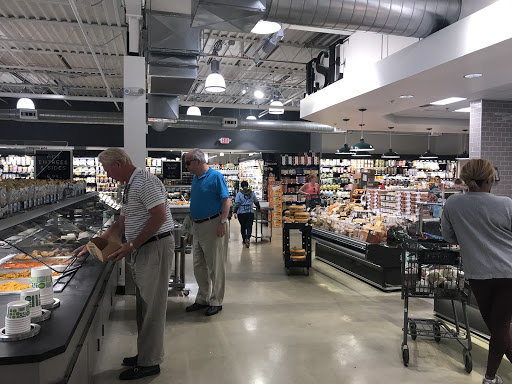 Grocery Store «Whole Foods Market», reviews and photos, 90 E Putnam Ave, Greenwich, CT 06830, USA