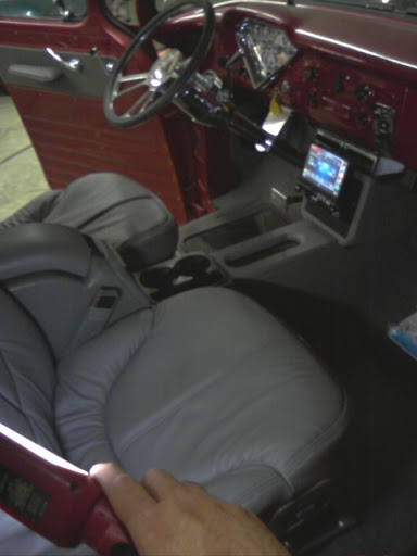 Car Stereo Store «Ultimate Mobile Concepts», reviews and photos, 2517 16th Ave SW, Cedar Rapids, IA 52404, USA