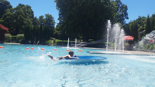 Rezensionen über Schwimmbad Winterthur-Töss in Winterthur - Sportstätte