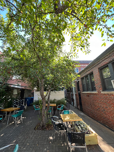 Cafe «Blackberry Market», reviews and photos, 401 N Main St, Glen Ellyn, IL 60137, USA