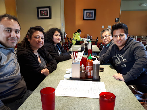 Shopping Mall «Shady Grove Shopping Center», reviews and photos, 15930 Shady Grove Rd, Gaithersburg, MD 20877, USA