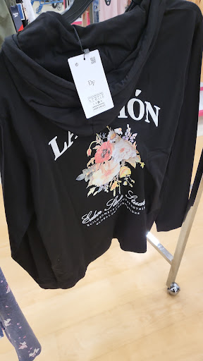 Department Store «Marshalls», reviews and photos, 41920 Ford Rd, Canton, MI 48187, USA