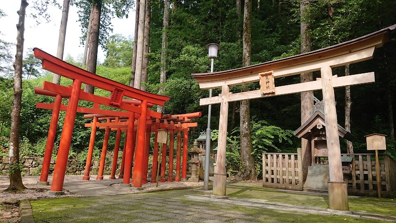 熊野稲荷神社