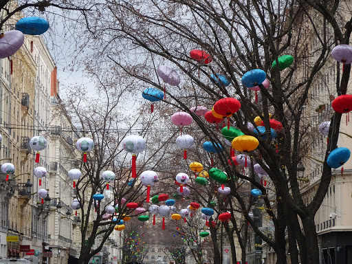 Stores to buy children's backpacks Lyon