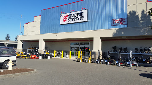 Tractor Supply Co., 8420 S 228th St, Kent, WA 98031, USA, 