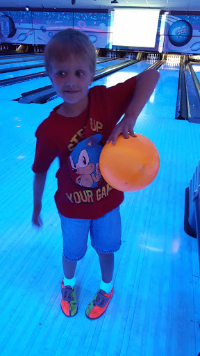 Bowling Alley «Imperial Lanes», reviews and photos, 44650 Garfield Rd, Charter Twp of Clinton, MI 48038, USA
