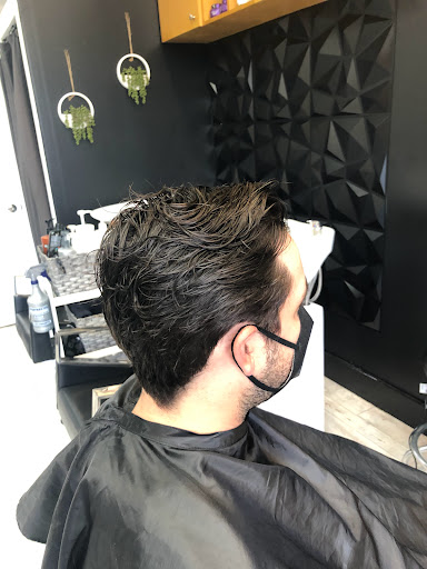 Hair Salon «Avalon Salon Miami», reviews and photos, 1402 Ponce De Leon Blvd, Coral Gables, FL 33134, USA