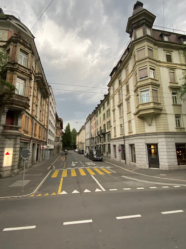 Rezensionen über SIBYLLE AMREIN Immobilien in Luzern - Immobilienmakler