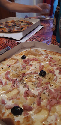 Plats et boissons du Pizzas à emporter Atelier Pizza La Provençale à Millau - n°7