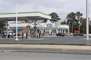 Royal Farms image