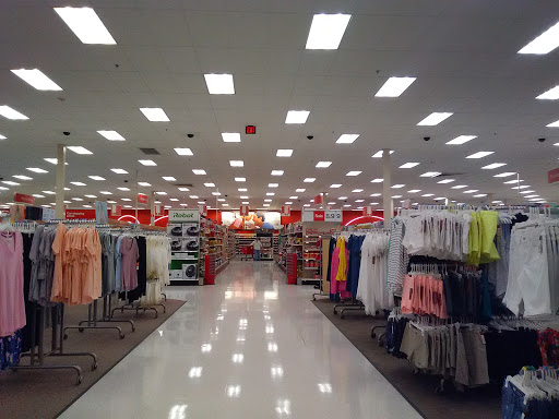 Department Store «Target», reviews and photos, 91 Taunton St, Plainville, MA 02762, USA