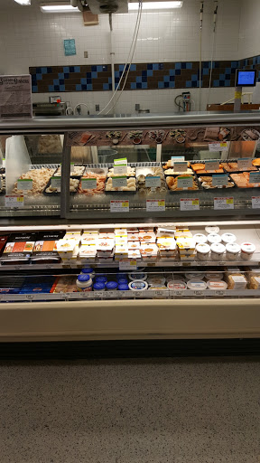 Supermarket «Publix Super Market at Northwood Crossings», reviews and photos, 2300 McFarland Blvd, Northport, AL 35476, USA