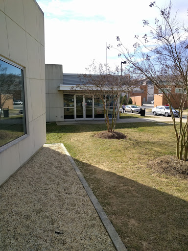 Book Store «Woodbridge Campus Bookstore», reviews and photos, 15200 Neabsco Mills Rd, Woodbridge, VA 22191, USA