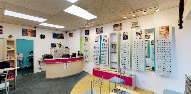 Comments and reviews of Slade Opticians