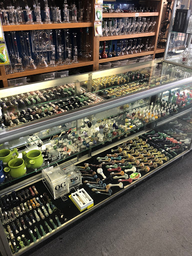 Tobacco Shop «Moon Smoke Shop», reviews and photos, 120 W Grant Rd, Tucson, AZ 85705, USA