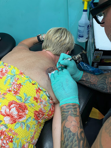 Tattoo Shop «Lovesick Tattoo», reviews and photos, 1010 Aviation Blvd, Hermosa Beach, CA 90254, USA