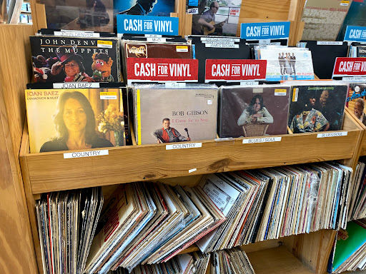 Book Store «Half Price Books», reviews and photos, 1075 E Golf Rd, Schaumburg, IL 60173, USA