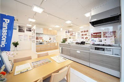 （株）オンリーワンリフォーム 高岡店