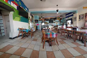 Restaurant El Salvadoreño image