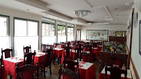Atmosphère du Restaurant asiatique Le Royal à Chatou - n°8