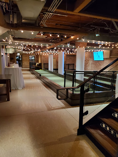 American Restaurant «Pinstripes», reviews and photos, 435 E Illinois St, Chicago, IL 60611, USA