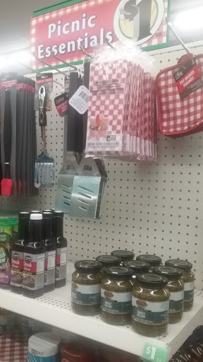 Dollar Store «Dollar Tree», reviews and photos, 200 S Kelso Dr #206, Kelso, WA 98626, USA