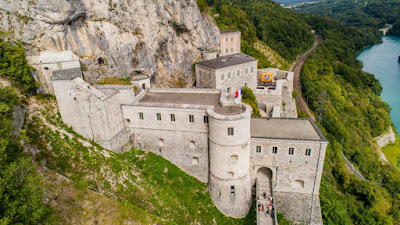 Fort l'Ecluse à Léaz