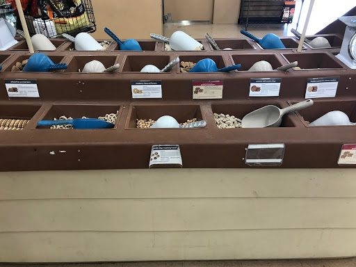 Pet Supply Store «Petco Animal Supplies», reviews and photos, 197 E Dekalb Pike #350, King of Prussia, PA 19406, USA