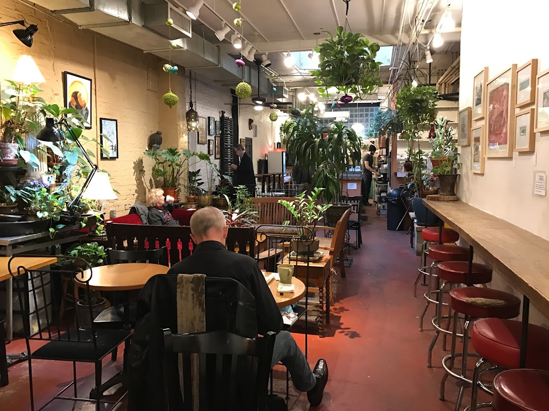 Grounded Organic Coffee & Tea House