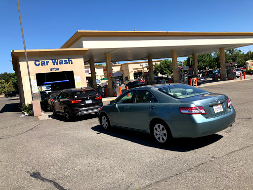 Alamo Gas Food & Car Wash en Vacaville