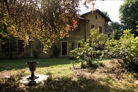 Villa Helios Via Generale A. Cantore, 31, 21100 Varese VA, Italia