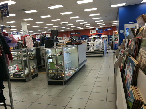 Thrift Store «Goodwill Brookfield Store & Donation Station», reviews and photos, 165 Federal Rd, Brookfield, CT 06804, USA