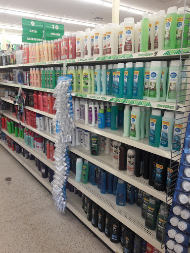 Dollar Store «Dollar Tree», reviews and photos, 1549 NE 145th St, Seattle, WA 98155, USA