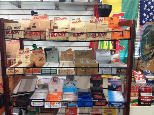 Tobacco Shop «AM SMOKE SHOP», reviews and photos, 1401 State St, Orem, UT 84057, USA