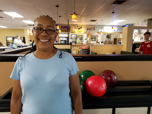 Bowling Alley «New Smyrna Lanes», reviews and photos, 185 N Causeway, New Smyrna Beach, FL 32169, USA