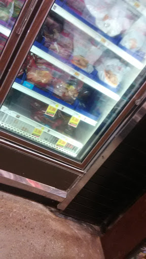 Grocery Store «Kroger», reviews and photos, 310 W North St, Kendallville, IN 46755, USA