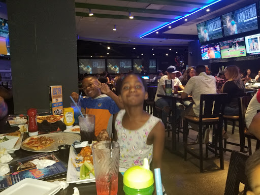 Shopping Mall «The Promenade at Howard Hughes Center», reviews and photos, 6081 Center Dr, Los Angeles, CA 90045, USA