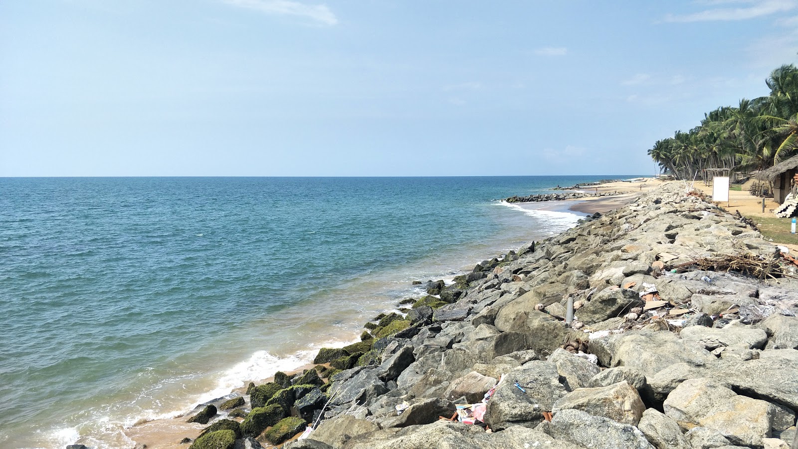 Zdjęcie Golden Beach - popularne miejsce wśród znawców relaksu