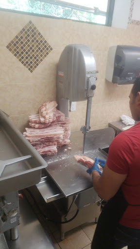 Grocery Store «La Escondida Mexican Food-Grocery», reviews and photos, 418 N Main St, Pleasantville, NJ 08232, USA