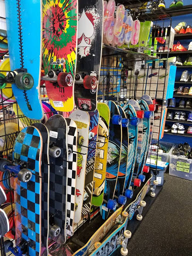 Sporting Goods Store «Play It Again Sports - Bradenton», reviews and photos, 3611 1st St #710, Bradenton, FL 34208, USA