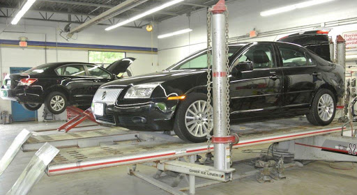 Auto Repair Shop «Fairway Collision & Auto Center», reviews and photos, 125 County Rd F E E, Vadnais Heights, MN 55127, USA